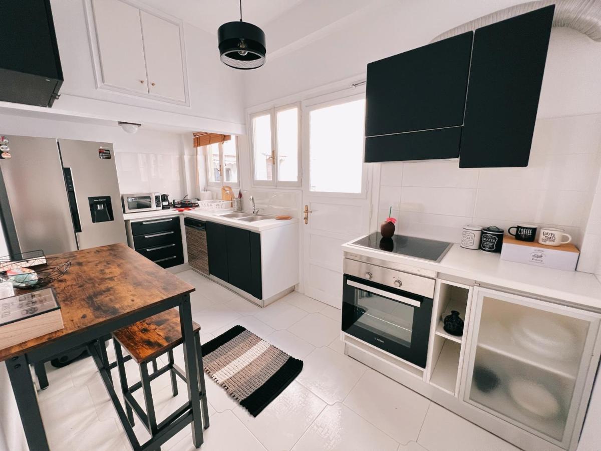 Seaside Apartment In Flisvos Marina Ateny Zewnętrze zdjęcie