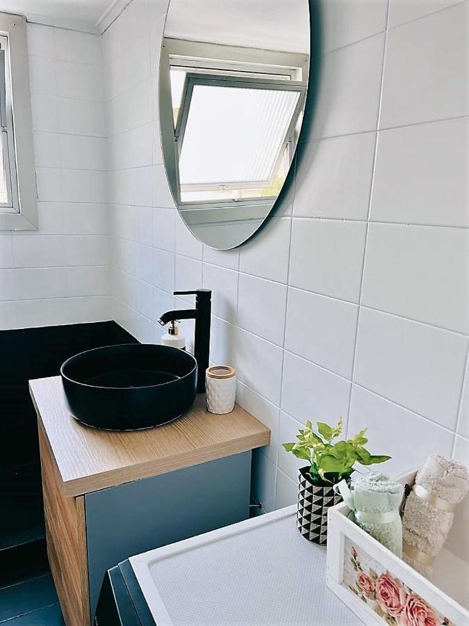 Seaside Apartment In Flisvos Marina Ateny Zewnętrze zdjęcie